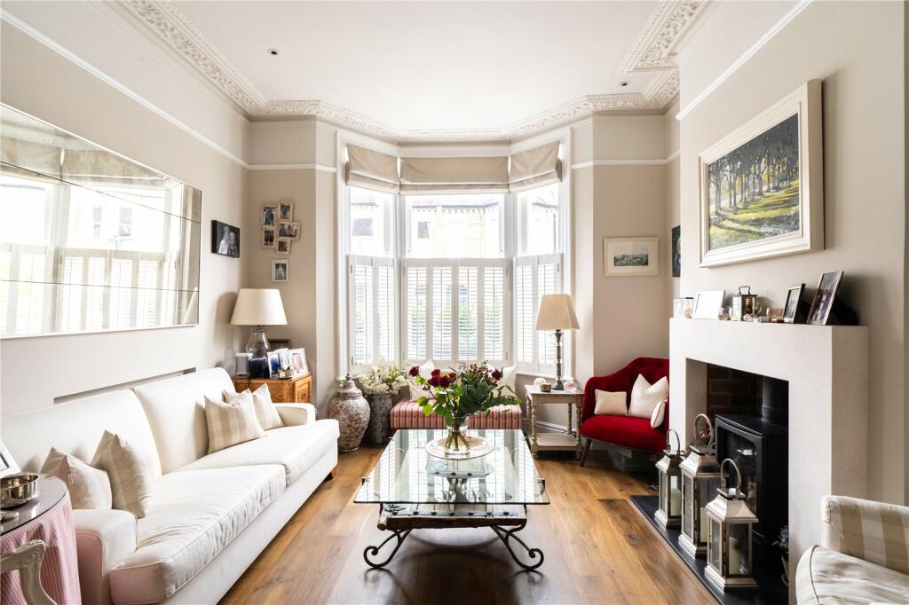 4 bedroom house for sale in Hillier Road, London, SW11