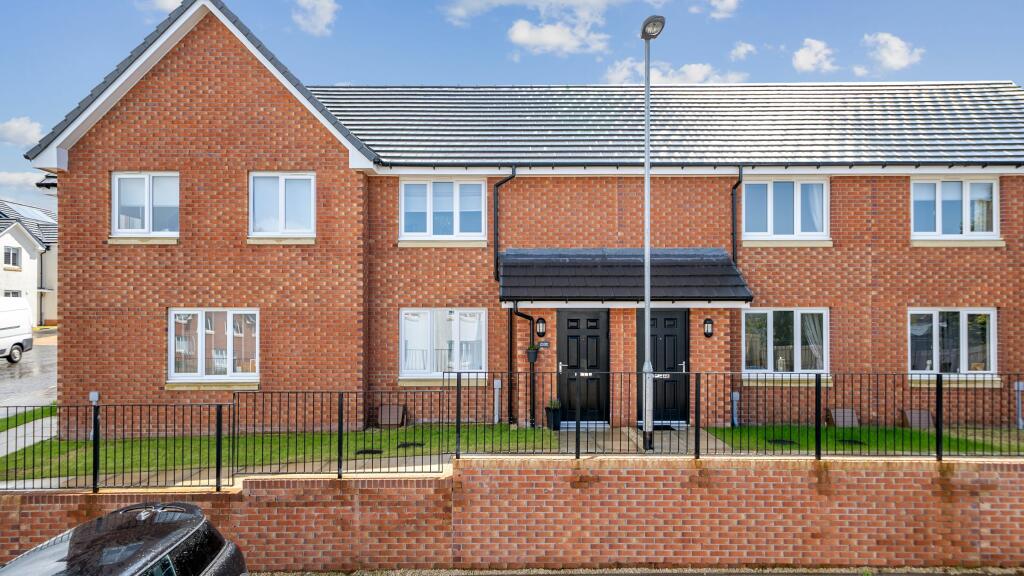 2 bedroom terraced house for sale in Baird Drive, Shotts, ML7