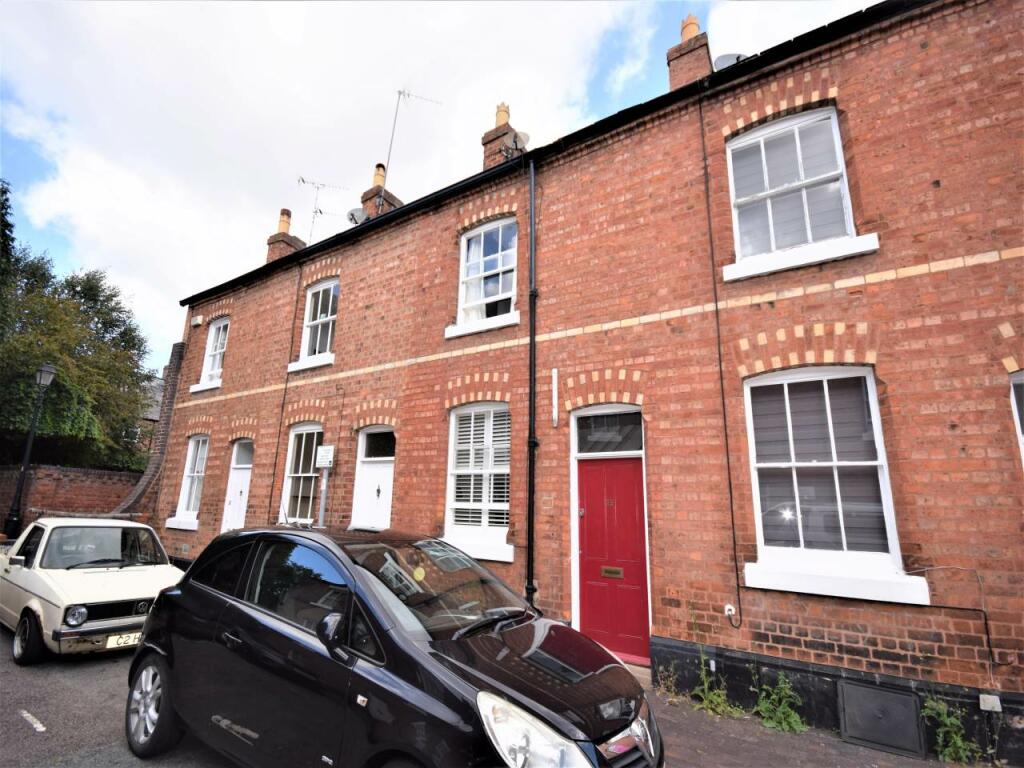 2 bedroom terraced house for rent in Albion Place, Chester, Cheshire, CH1