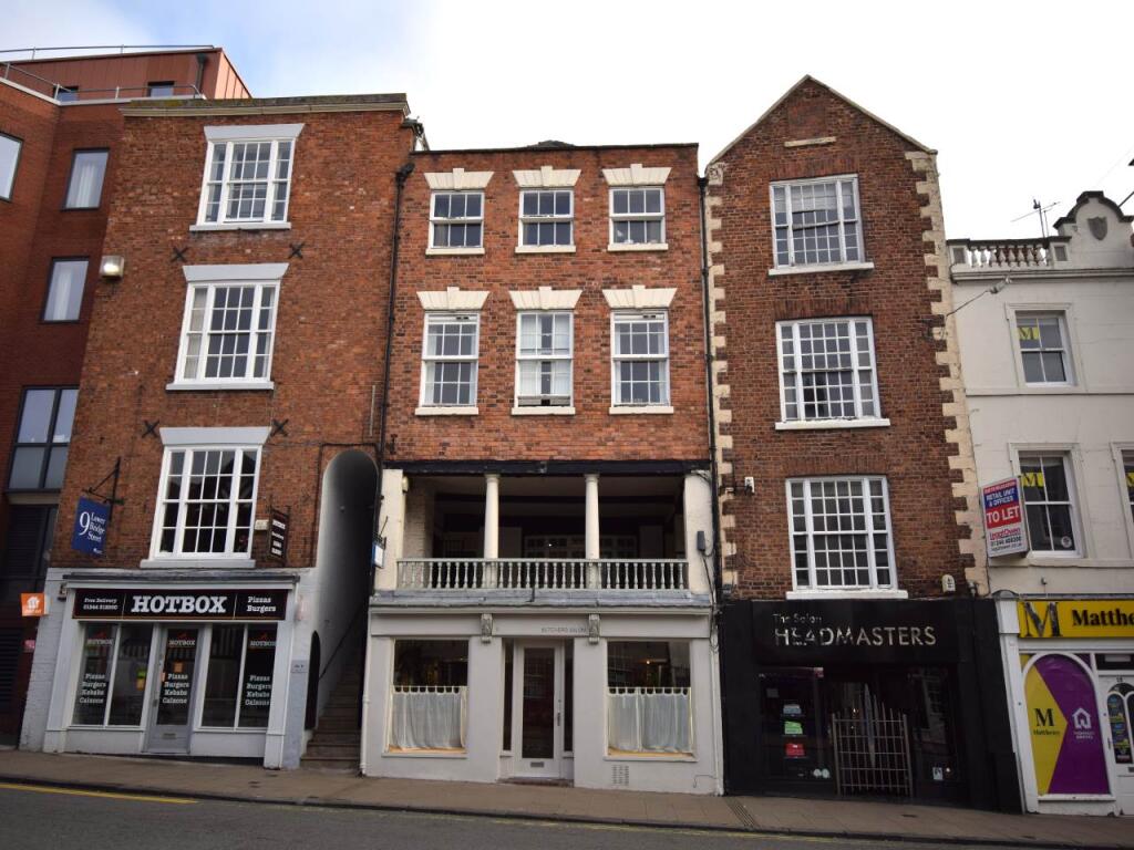 Main image of property: 9 Lower Bridge Street, Chester, Cheshire