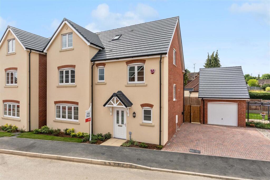 Main image of property: The Weald, The Landmark, Pecks Hill, Nazeing