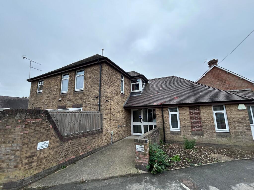 Main image of property: Parkway, Cottingham, East Riding of Yorkshi, HU16