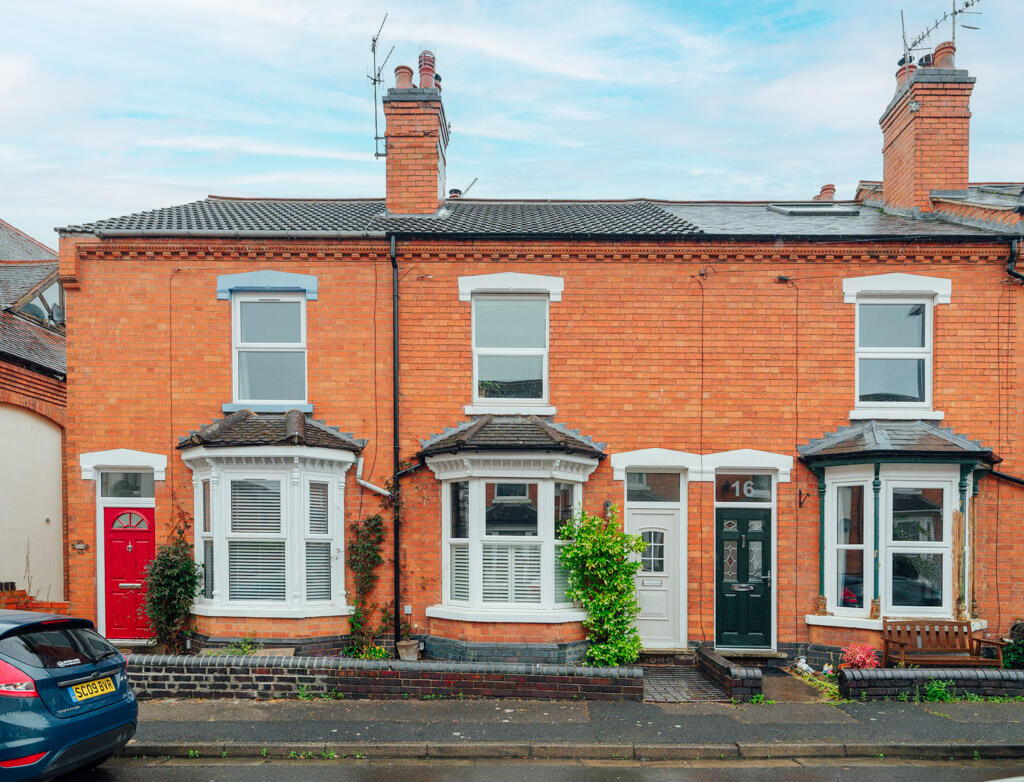 2 bedroom terraced house