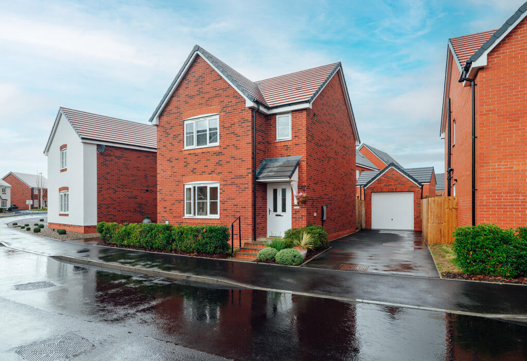Main image of property: Westcott Way, Pershore, Worcestershire