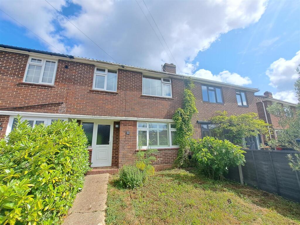 Main image of property: Oak Road, Fareham