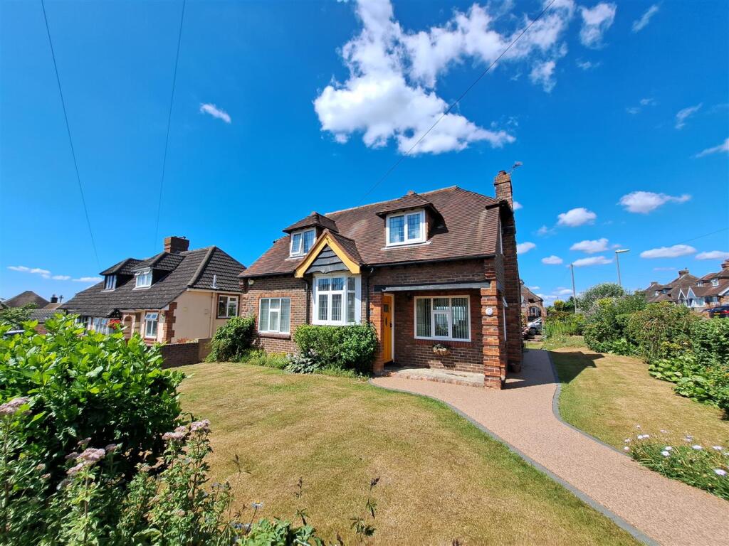 Main image of property: Mountview Avenue, Portchester