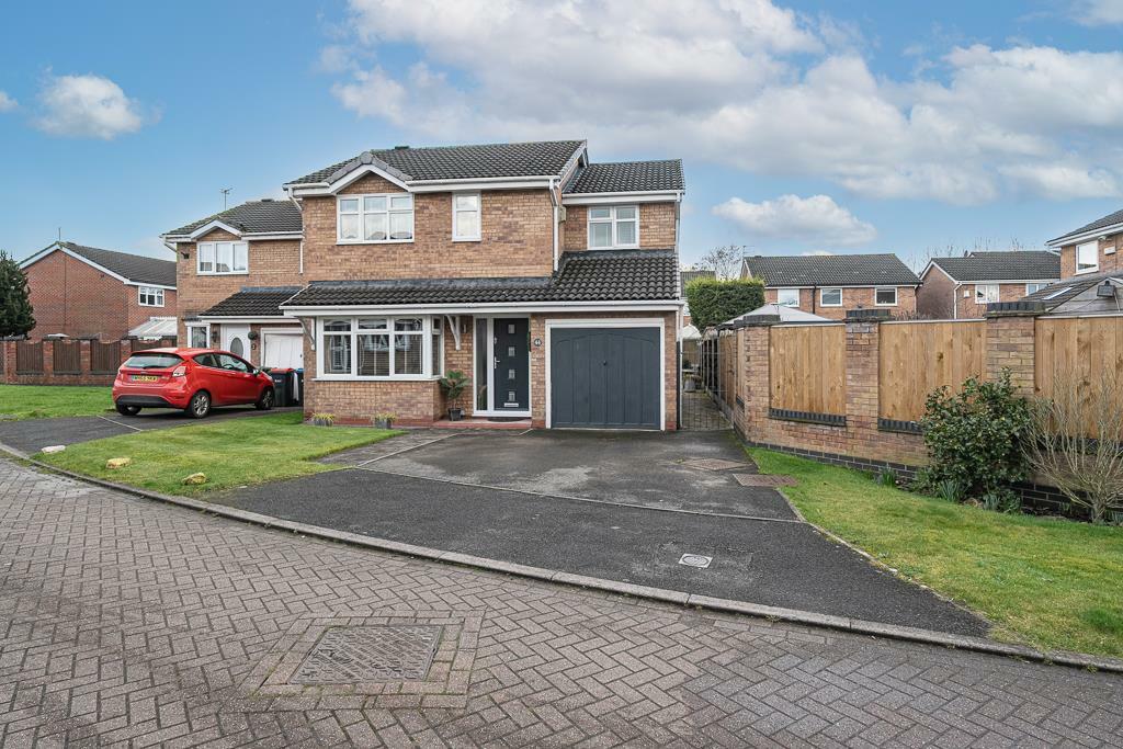 4 bedroom detached house for sale in Leven Avenue, Winsford, CW7