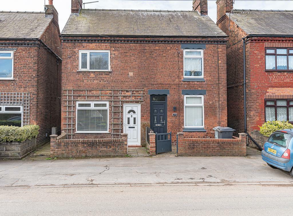2 bedroom semidetached house for sale in Booth Lane, Middlewich, CW10