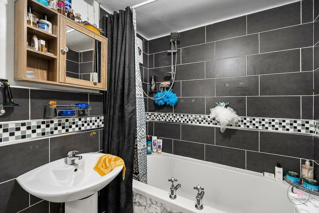 Additional property image - Woodford Lane, Winsford