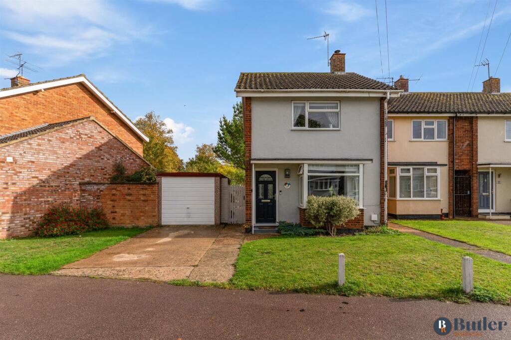 Main image of property: Groveside, Henlow