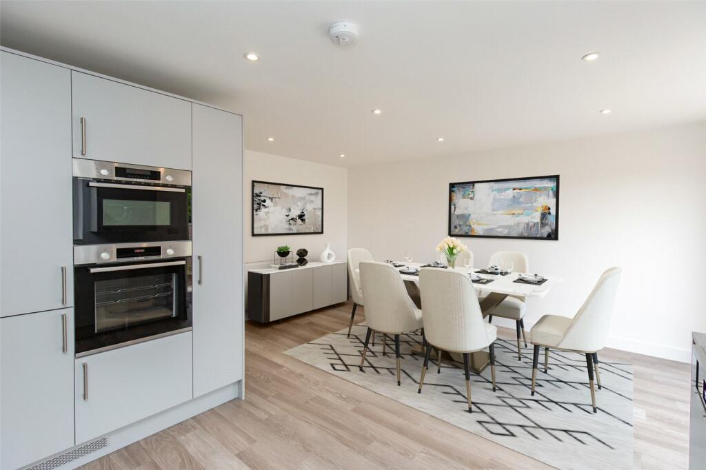 4 bedroom house for sale in Heath Road, Nailsea, Bristol, BS48