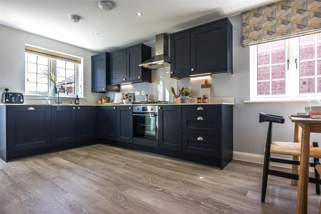 3 bedroom detached house for sale in Wolvershill Park, Banwell