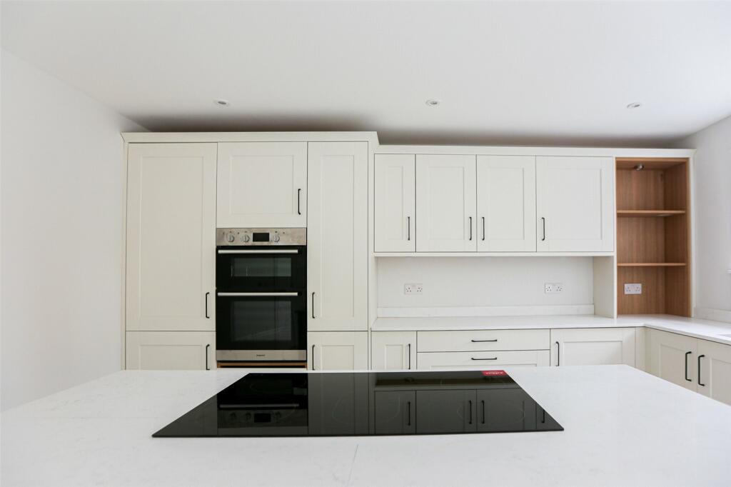 Additional property image - Alexandra Road, Coalpit Heath, Bristol, BS36