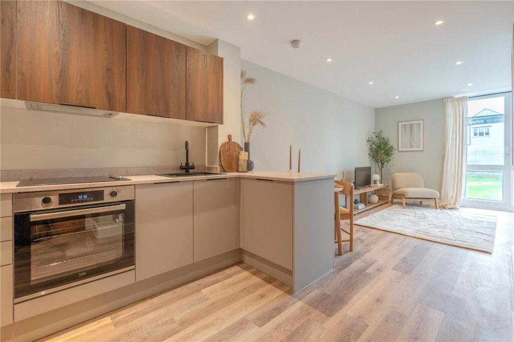 Additional property image - Forest Road, Kingswood, Bristol, South Gloucestershire, BS15