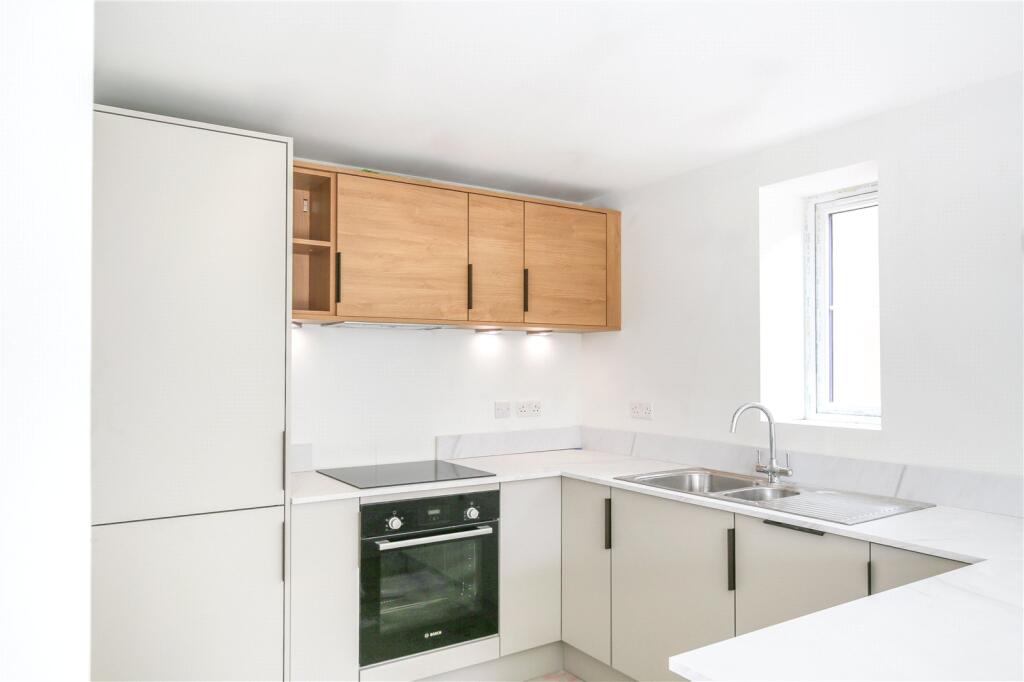 Main image of property: Kingswood, Bristol, BS15