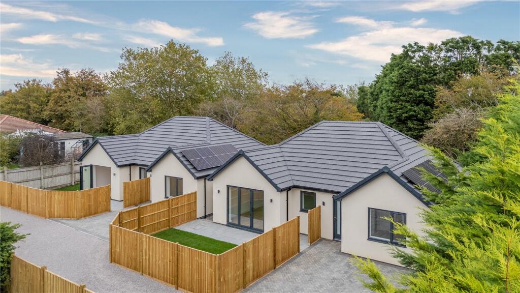 Main image of property: Redfield Road, Patchway, Bristol, Gloucestershire, BS34