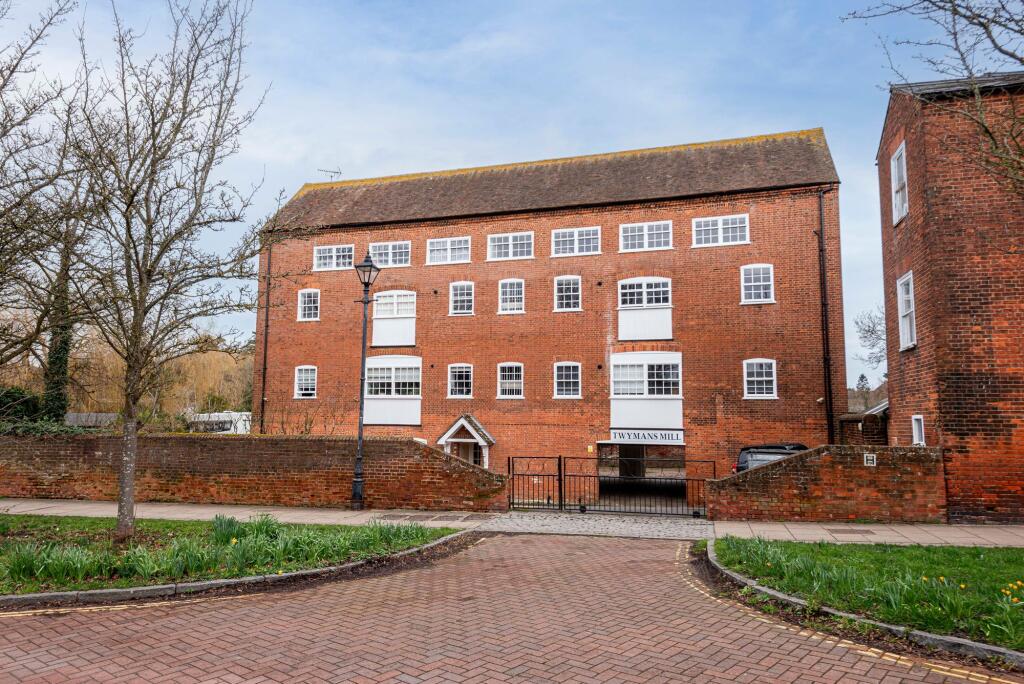 Main image of property: West Street, Faversham, ME13