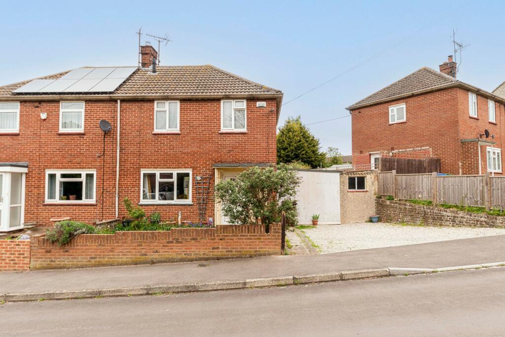 Main image of property: Lion Field, Faversham, ME13