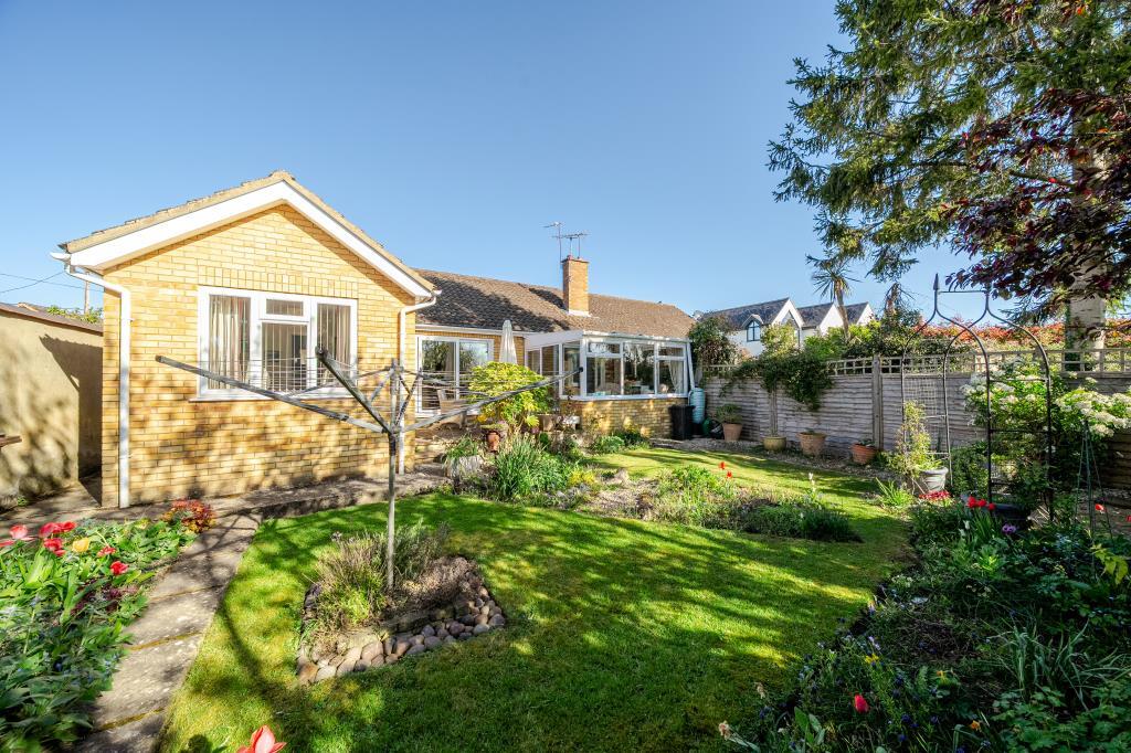 Main image of property: Long Crendon, Buckinghamshire, HP18