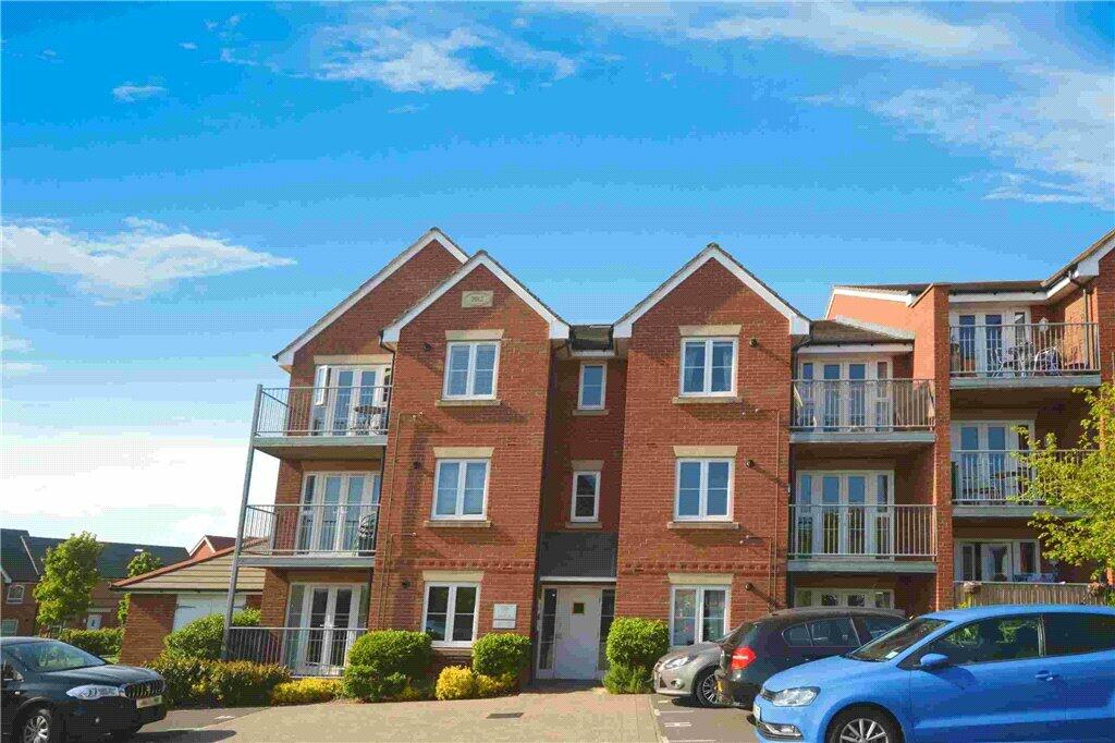 1 bedroom apartment for sale in Albert Way, East Cowes, Isle of Wight, PO32