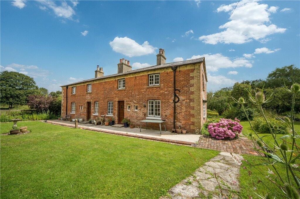 Main image of property: Barton Estate, East Cowes, Isle of Wight