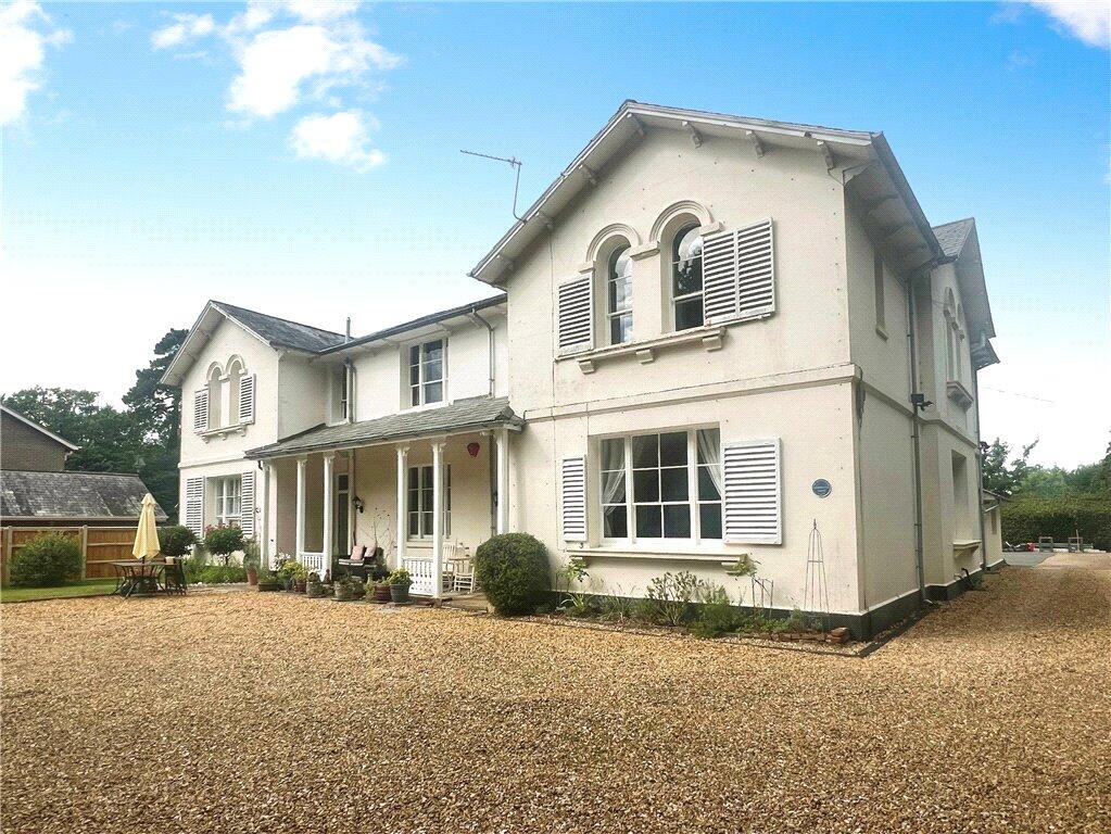 Main image of property: York Avenue, East Cowes, Isle of Wight