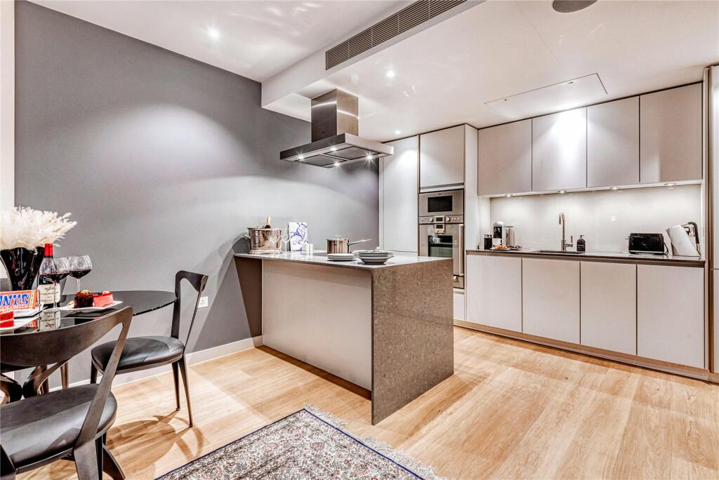 Main image of property: Wellington House, 70 Buckingham Gate, Westminster, London, SW1E