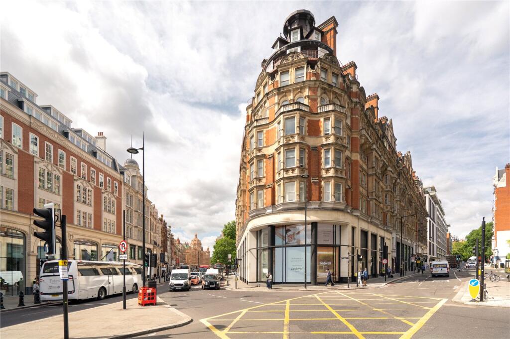 Main image of property: Park Mansions, 141-149 Knightsbridge, London, SW1X