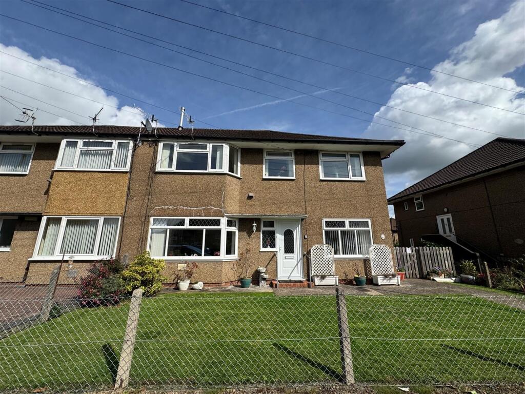 Main image of property: Waunfawr Gardens, Cross Keys, Newport