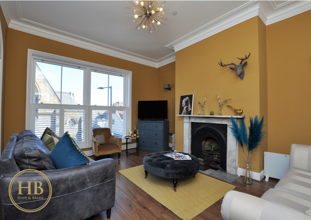 6 bedroom town house for sale in 1 Mulgrave Place, Whitby, YO21