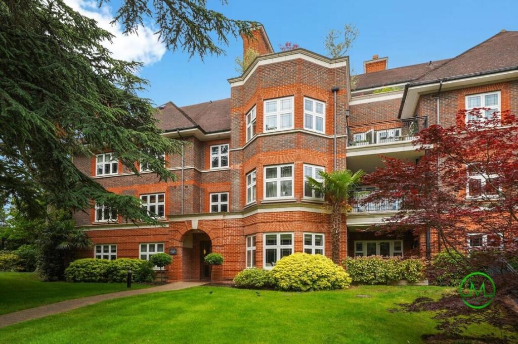 Main image of property: Broomfield Court, 2 Beaumont Close, N2