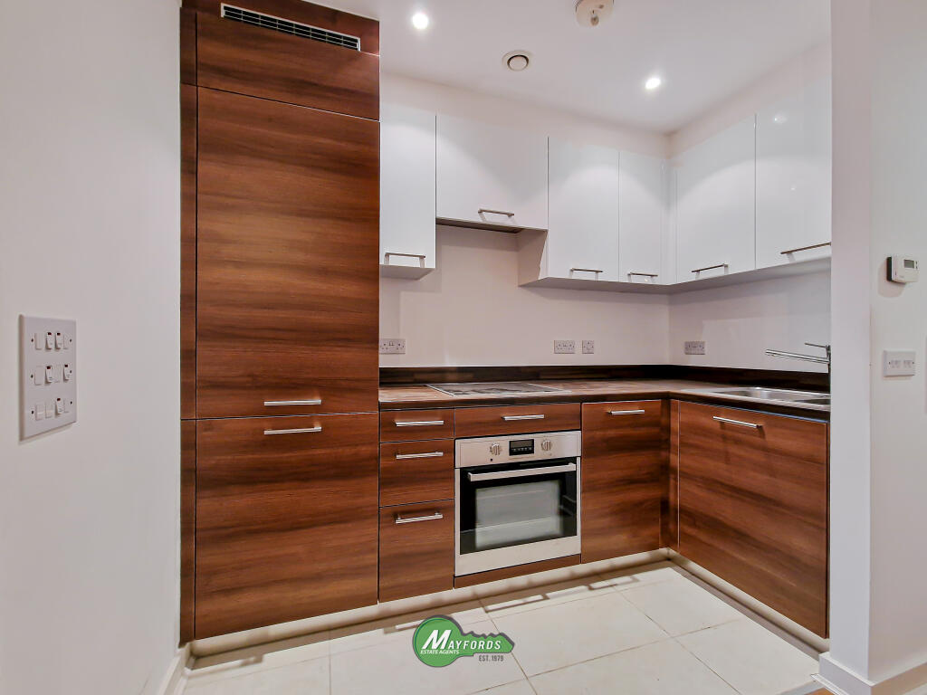 Main image of property: The Forge Square, E14