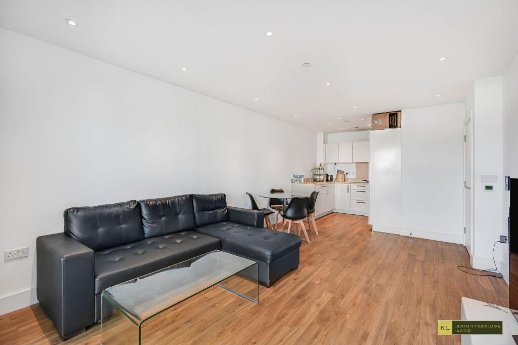 Main image of property: Queensland Road, London
