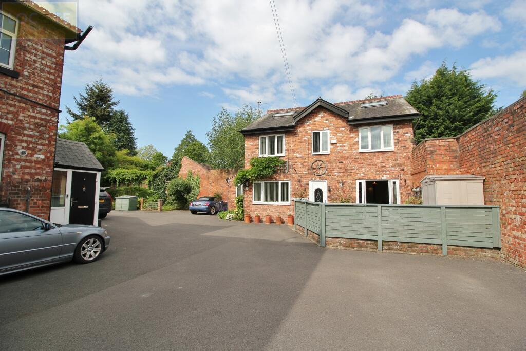 3 bedroom detached house for sale in The Coaching House, Gilpin Road