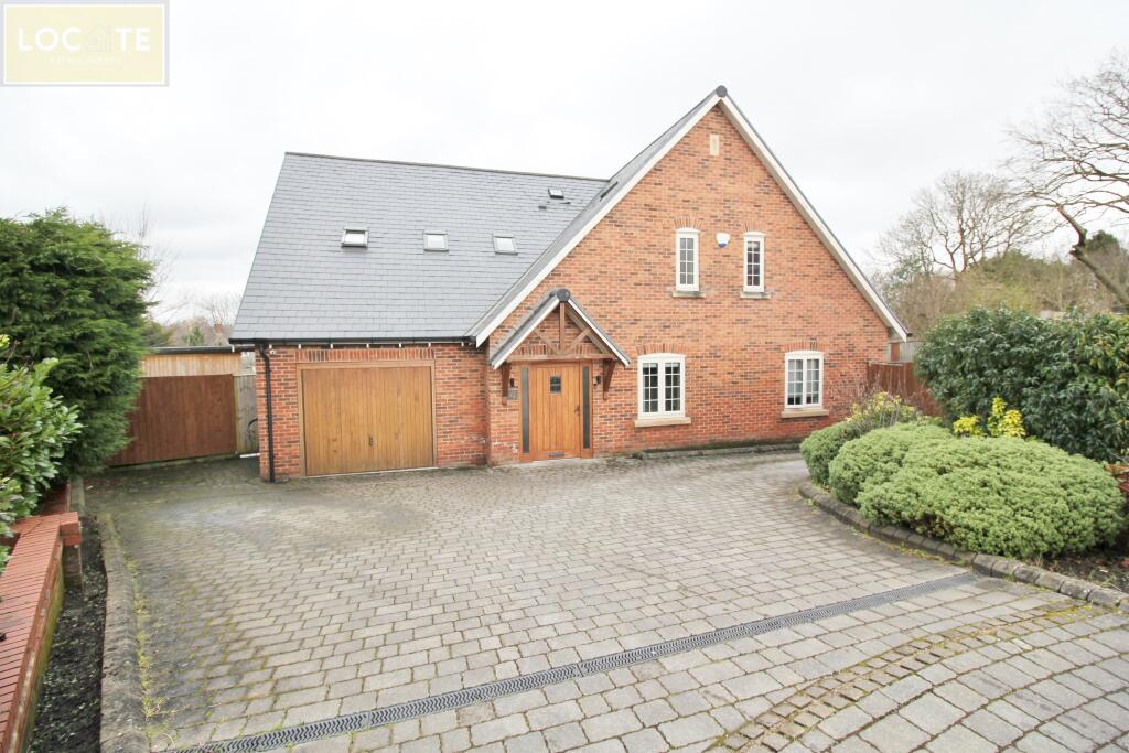 4 bedroom detached house for sale in Pleasant Drive, Davyhulme, M41