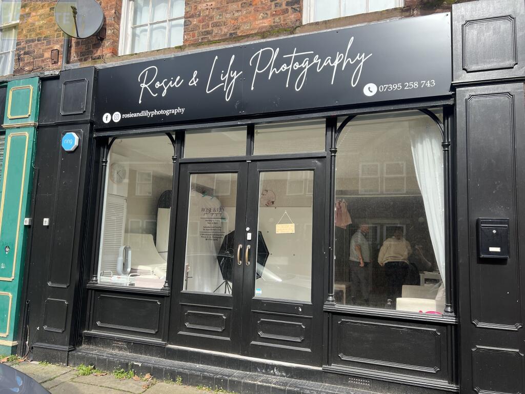 High street retail property for rent in Market Street, Birkenhead