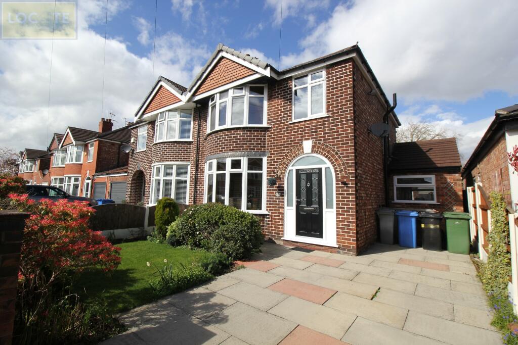 3 bedroom semidetached house for sale in Royston Road, Davyhulme, M41