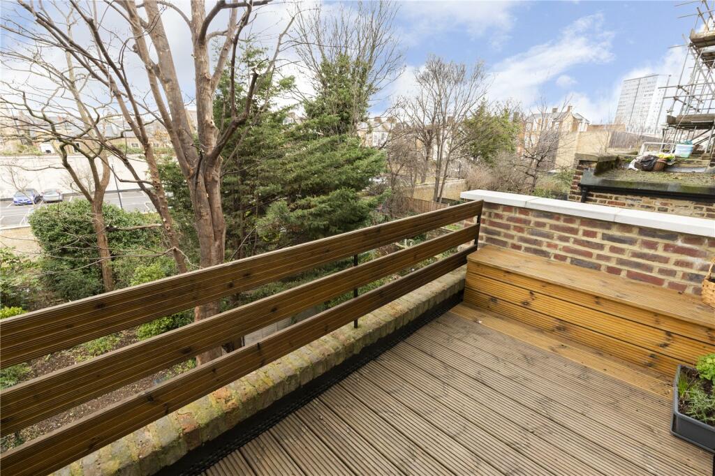 1 bedroom apartment for sale in Loraine Road, Islington, London, N7