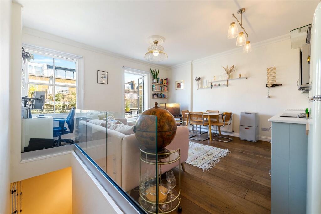 1 bedroom apartment for sale in Islington Park Street, Islington, London, N1