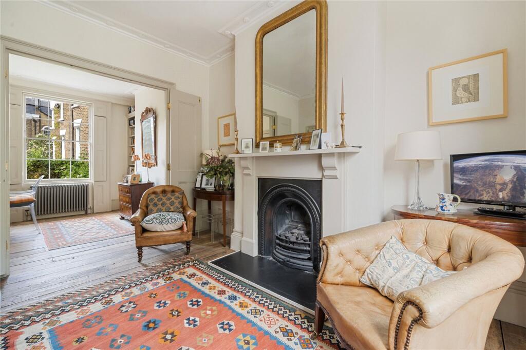 Main image of property: Raleigh Street, London, N1