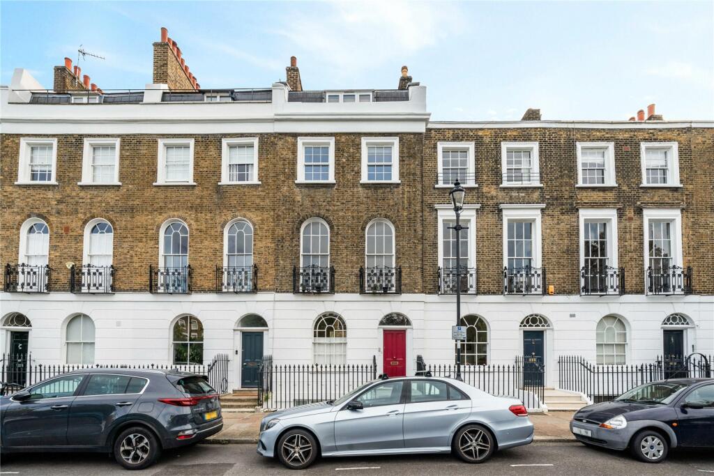 1 bedroom apartment for sale in Gibson Square, Barnsbury, London, N1