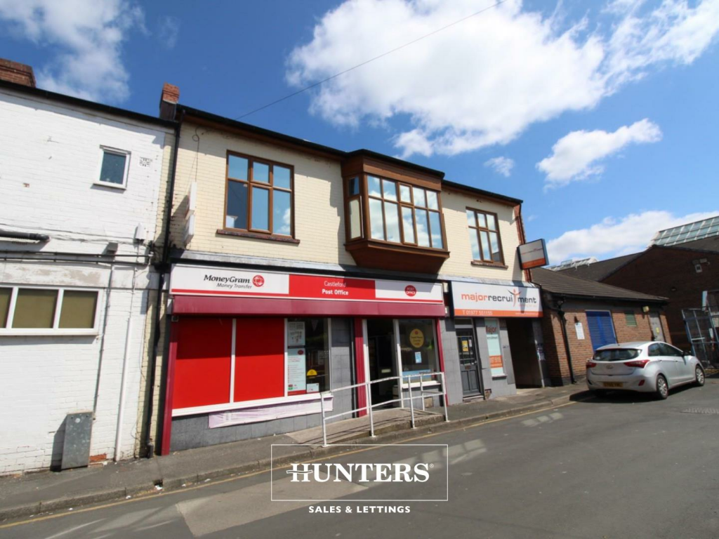 Commercial property for rent in Sykes Street, Castleford, WF10