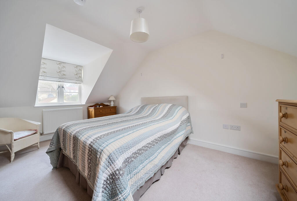Additional property image - Warren Close, Long Ashton, Bristol, North Somerset, BS41
