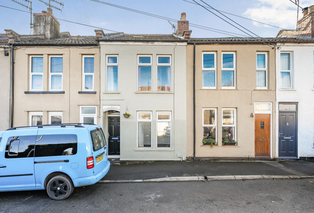Main image of property: Birdwell Road, Long Ashton, Bristol, North Somerset, BS41