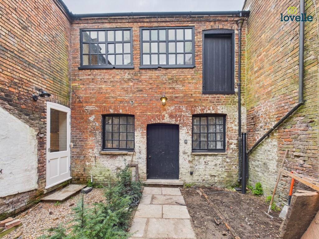 Main image of property: Lindsey Court, Horncastle, LN9