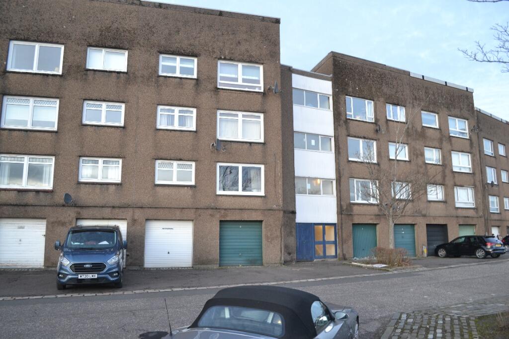 Main image of property: Ashiestiel Place, Greenfaulds, Cumbernauld, G67