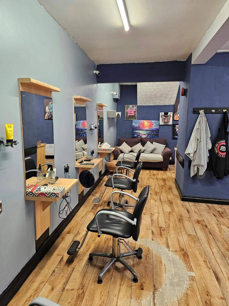 Barber Shop 3.jpg