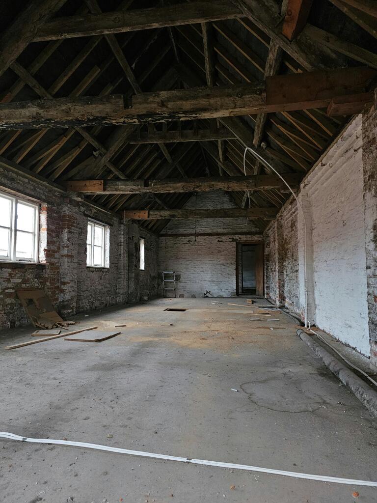 Loft 3.jpg
