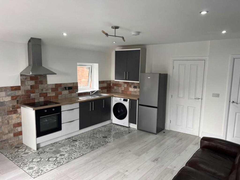 d3a13c4b-90cb-47e9-92ff-30e .jpg