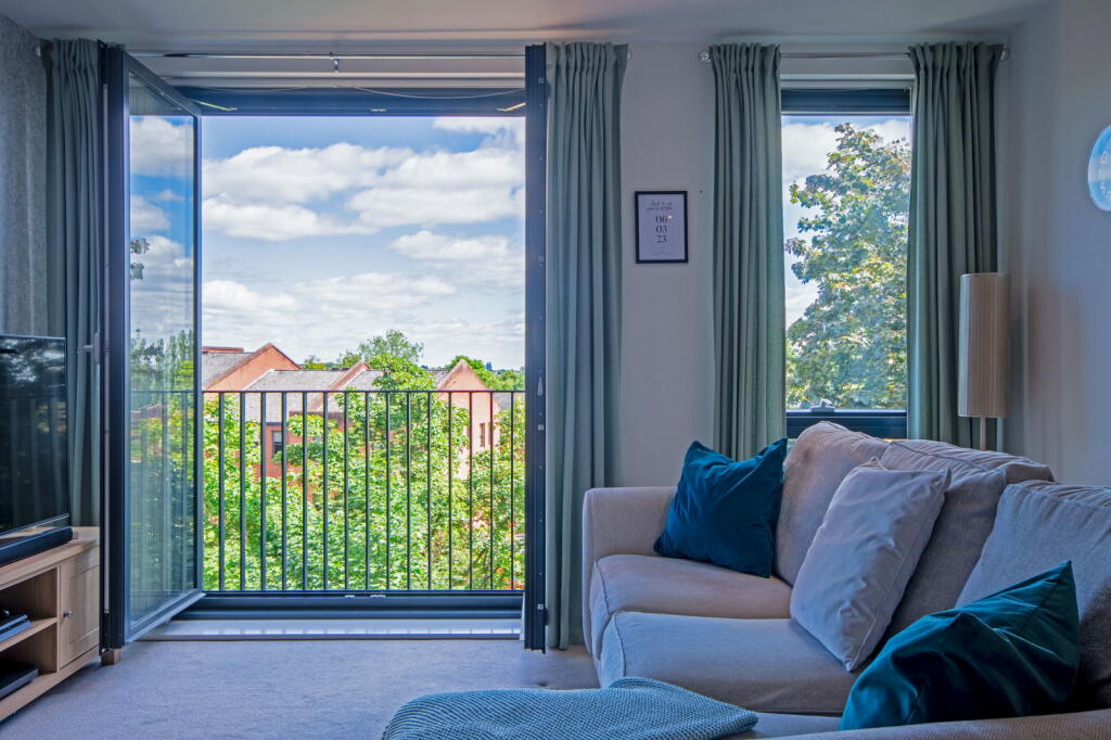 Additional property image - King Edwards Square, Sutton Coldfield, B73 6AQ